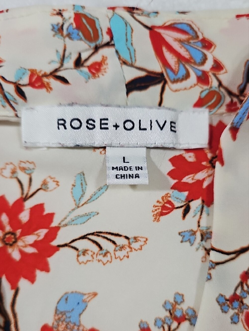 Rose & Olive Cream Sleeveless Camisole with Red Floral & Multicolor Bird Print - Picture 2 of 5